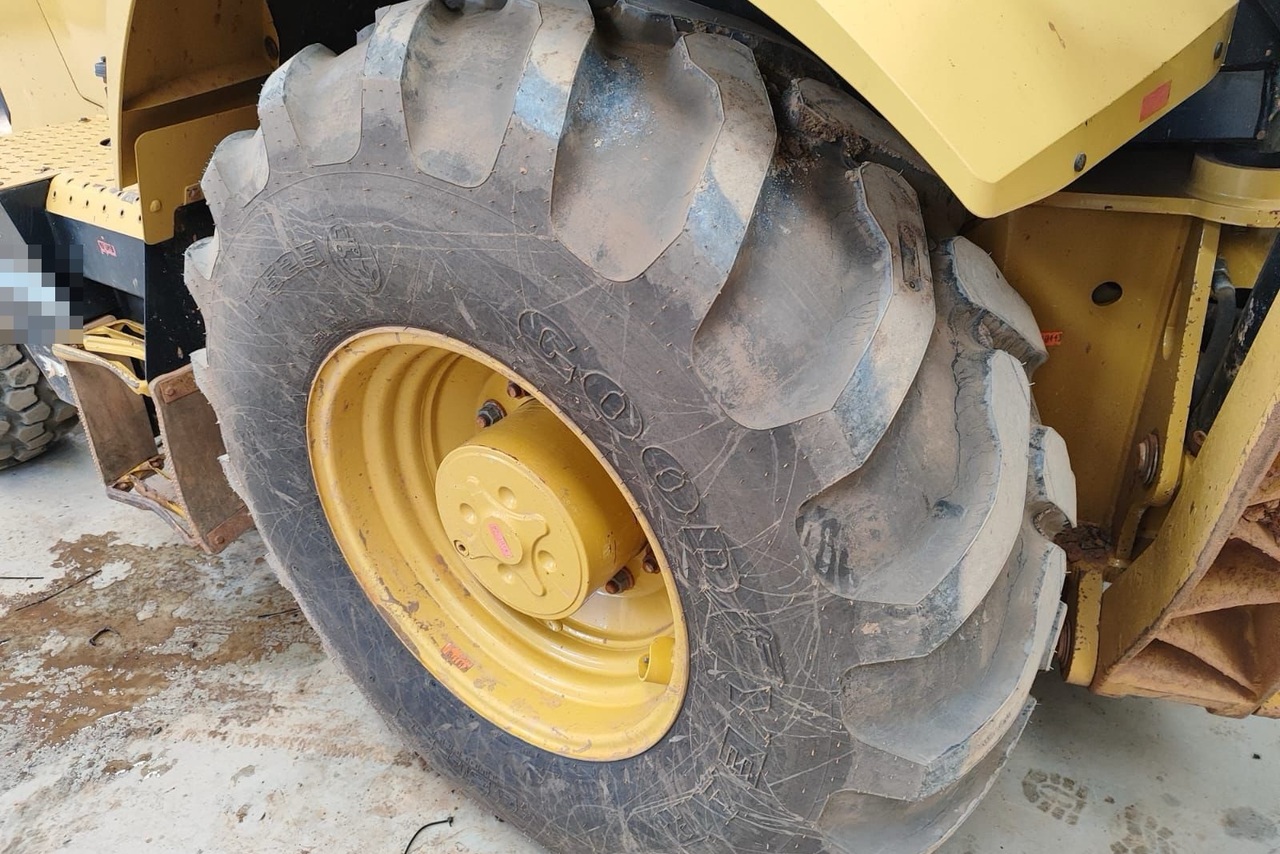 Caterpillar 416F2 - 21/21 10