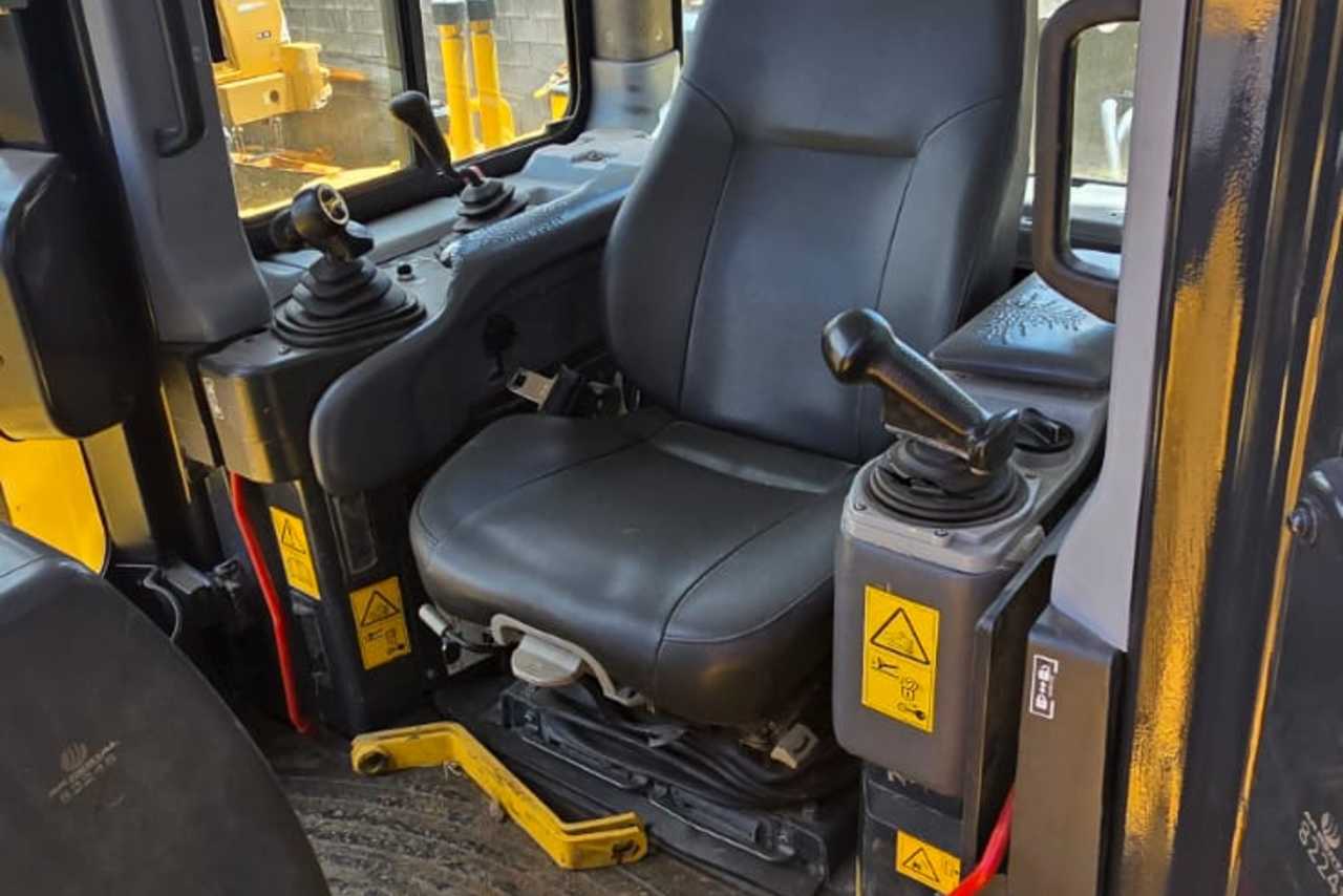 Komatsu D155AX-6   - 21/21 2