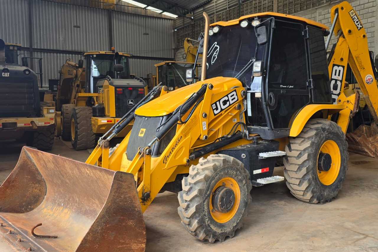 JCB 3CX - 23/23 7