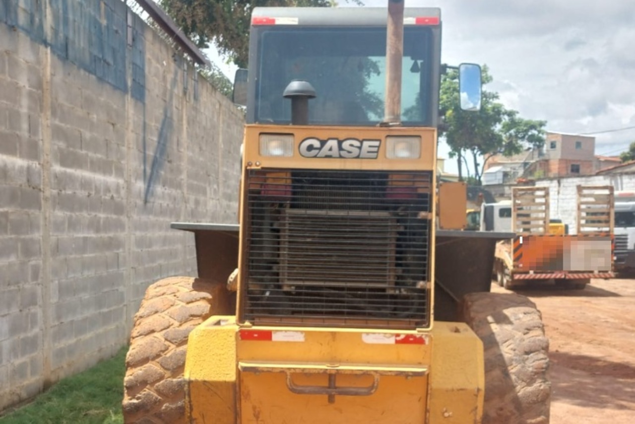 Case W20E - 12/12 3