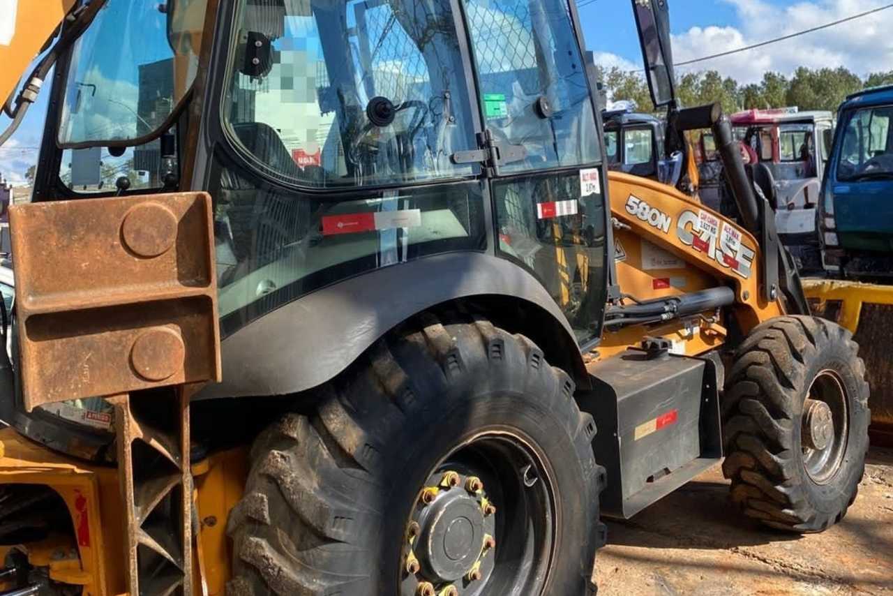 Case 580N - 21/21 6