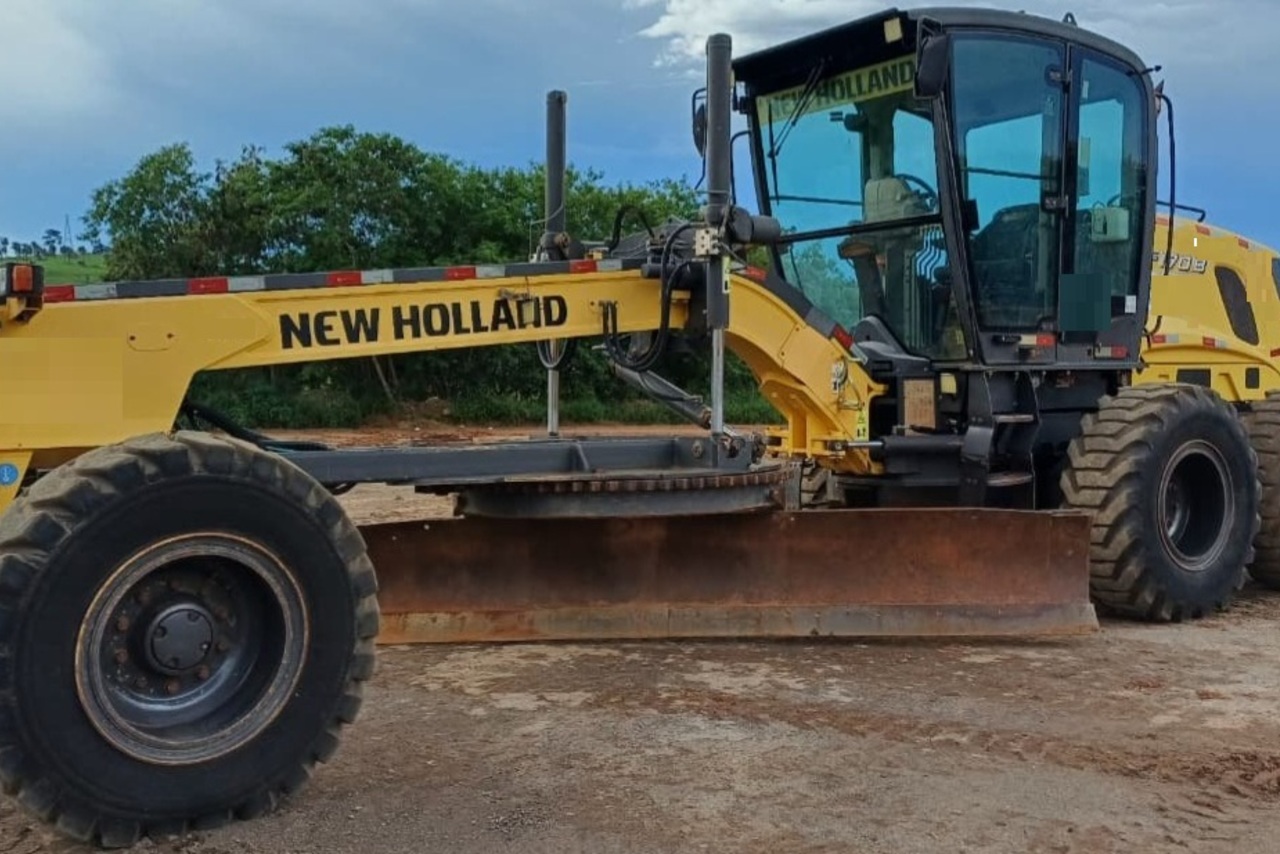 New Holland RG 170B - 18/18 4