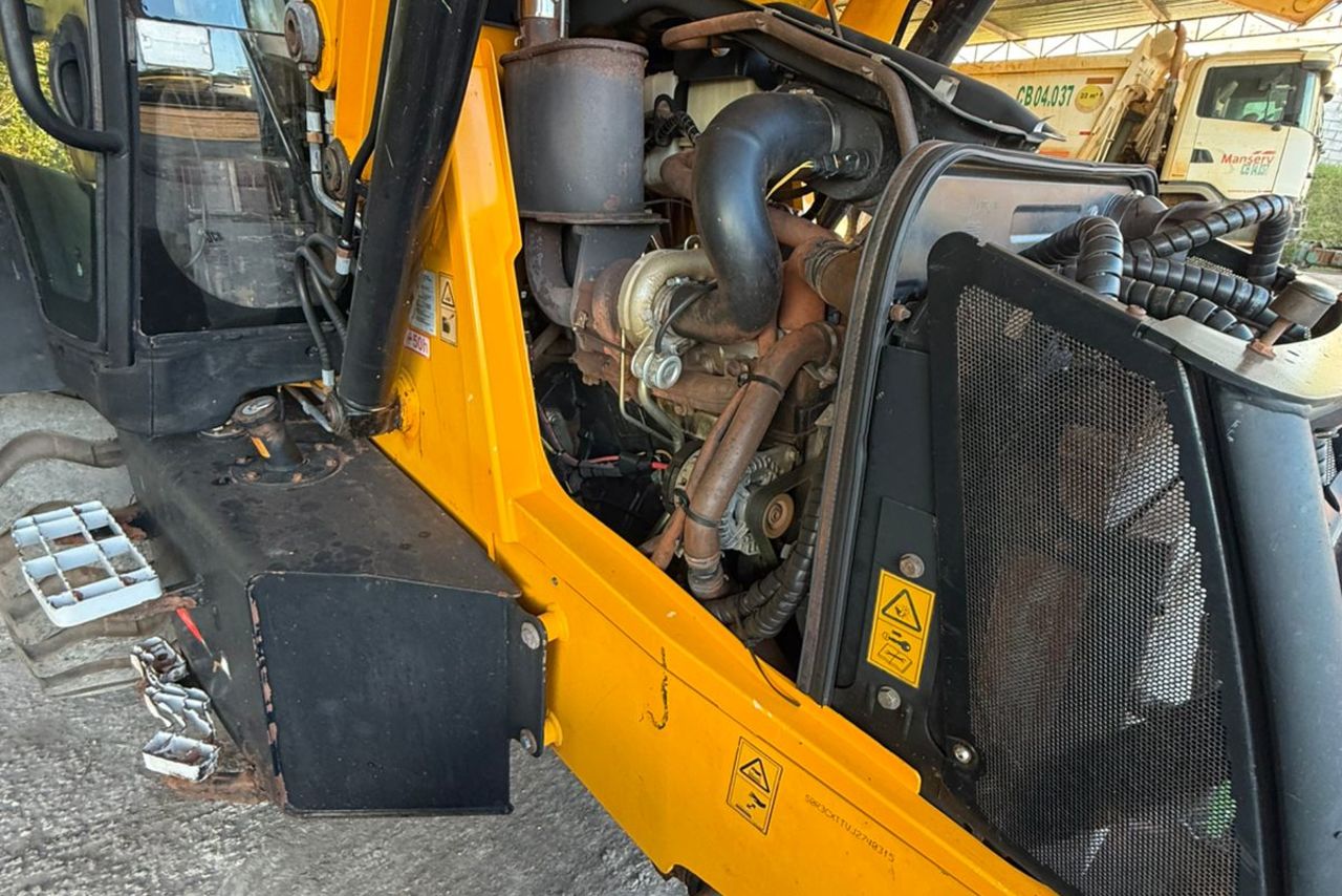 JCB 3CX - 18/18 4