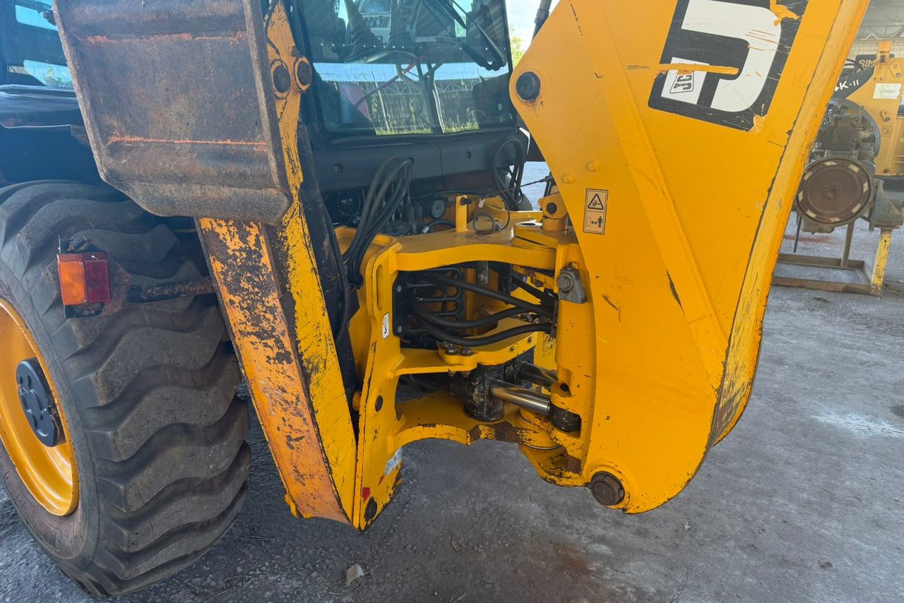 JCB 3CX - 18/18 13