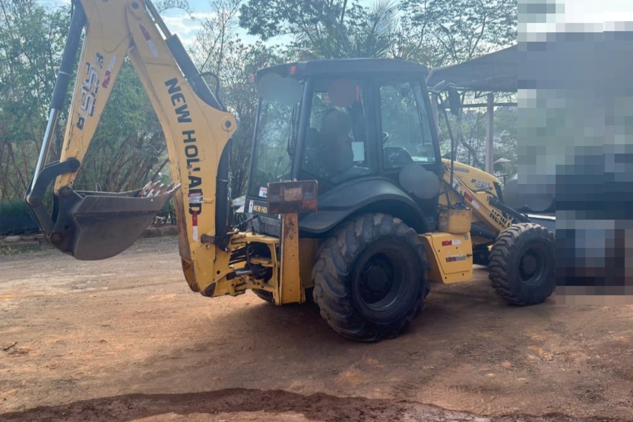 New Holland B95B - 21/21 2