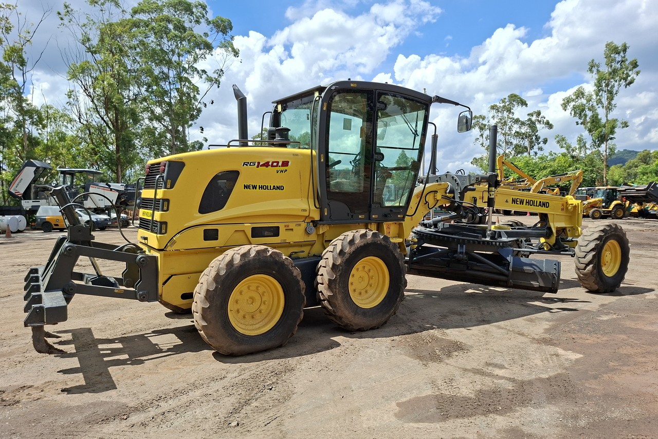 New Holland RG 140B - 12/12 4