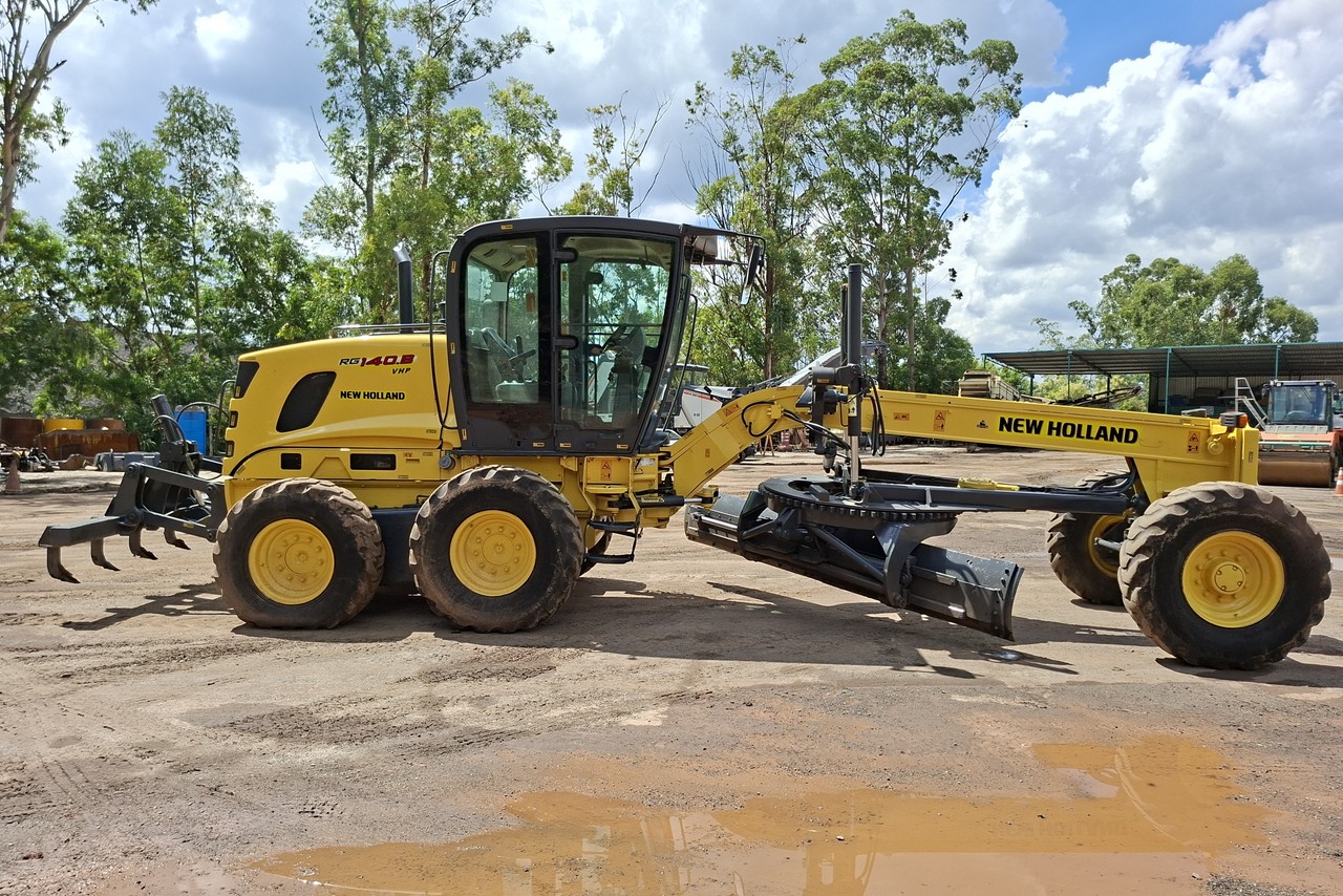 New Holland RG 140B - 12/12 5