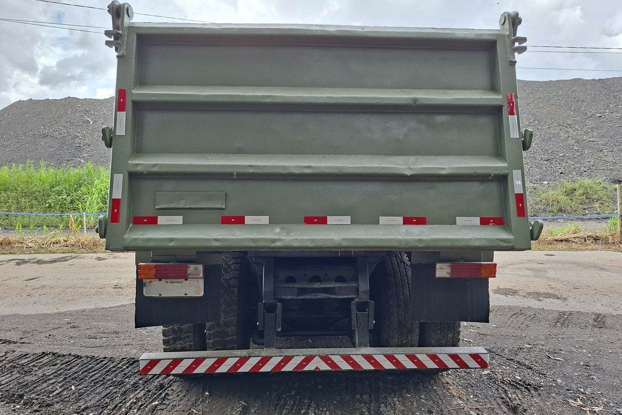 Mercedes Benz Axor 2831 - 12/12 4