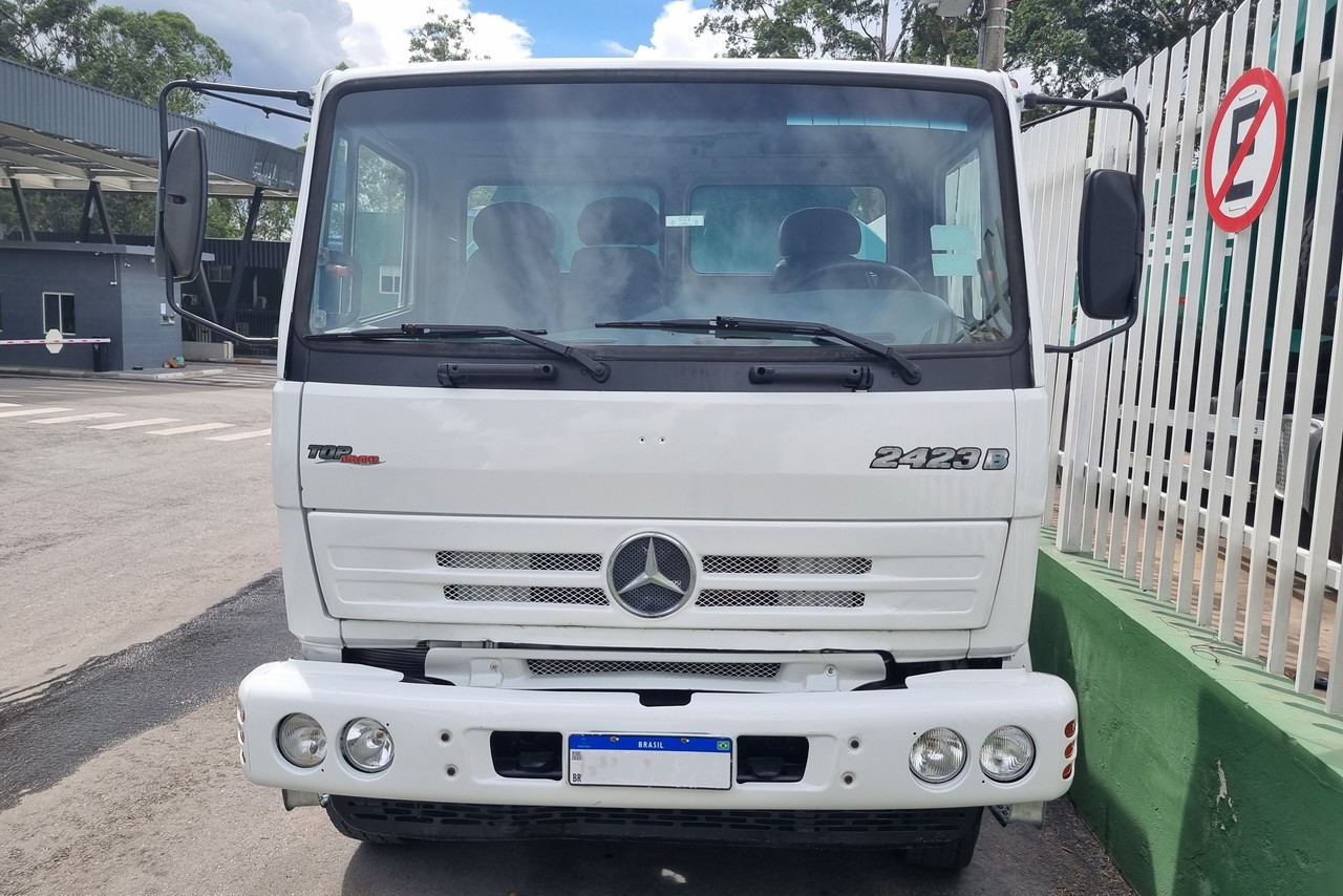 Mercedes Benz Atego 2423 - 08/08 4