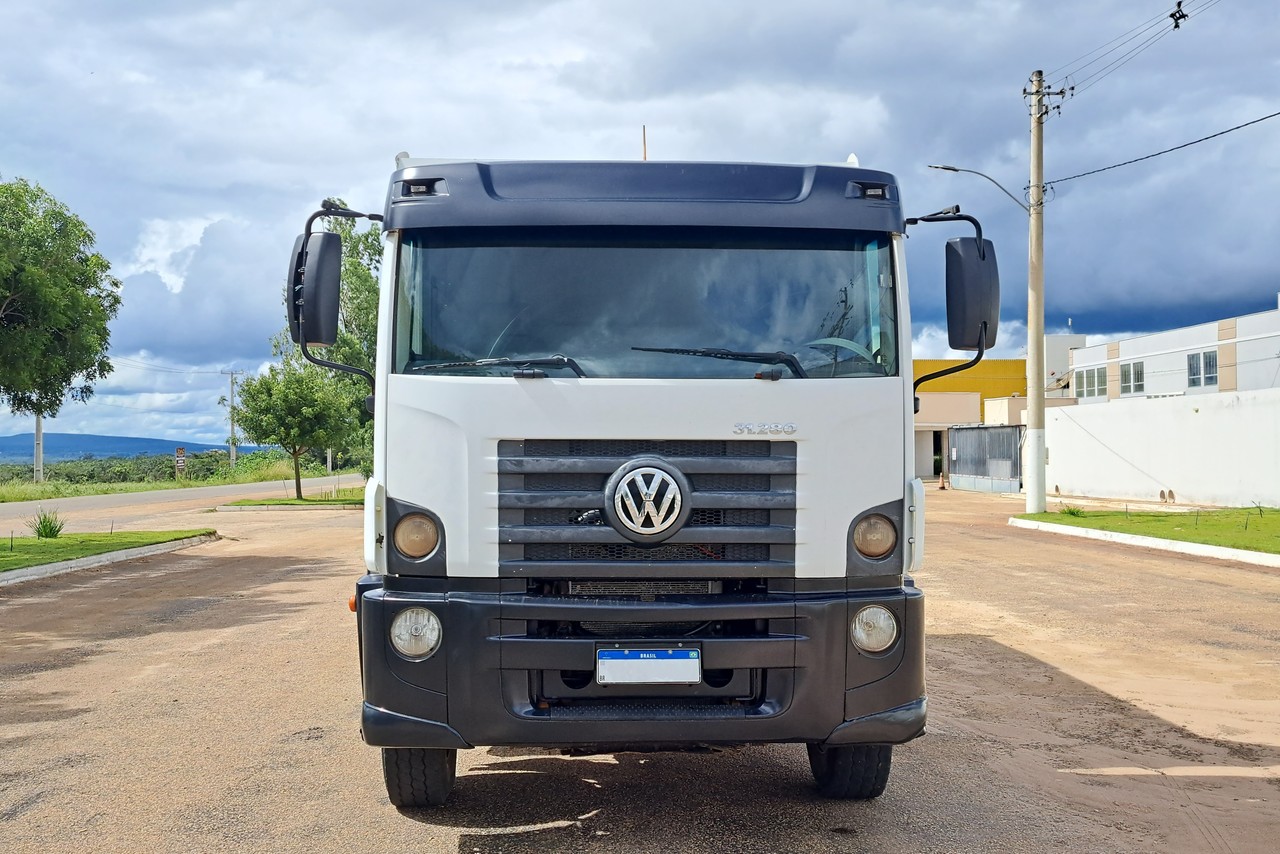Volkswagen 31-280 E Constel. 6x4 - 15/15 3