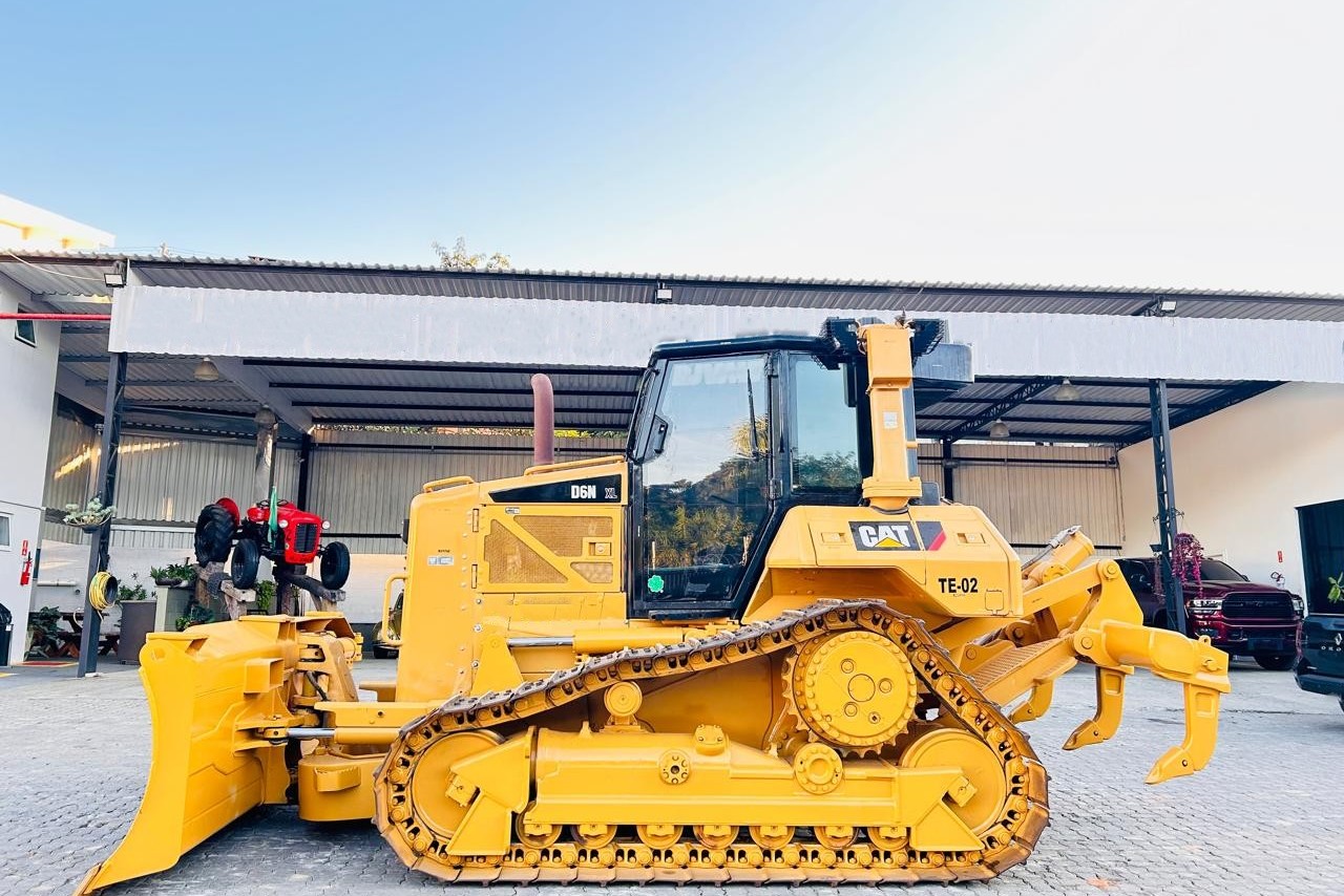 Caterpillar D6NXL - 12/12 4