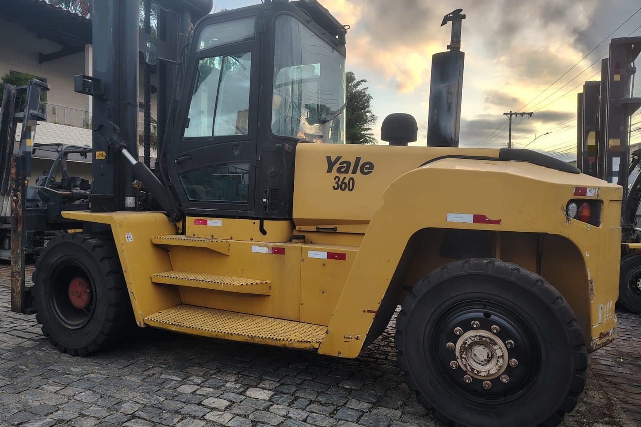 Yale Empilhadeira - 14/14 5