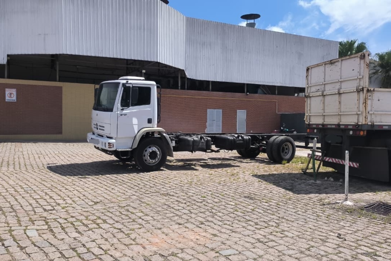 Mercedes Benz MB 1718 - 11/12 3