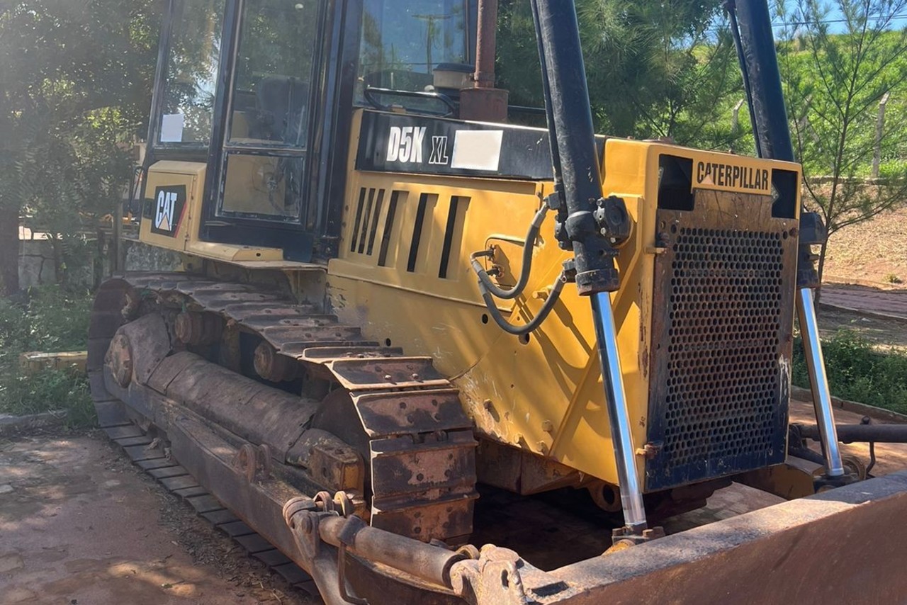 Caterpillar D5E - 98/98 4