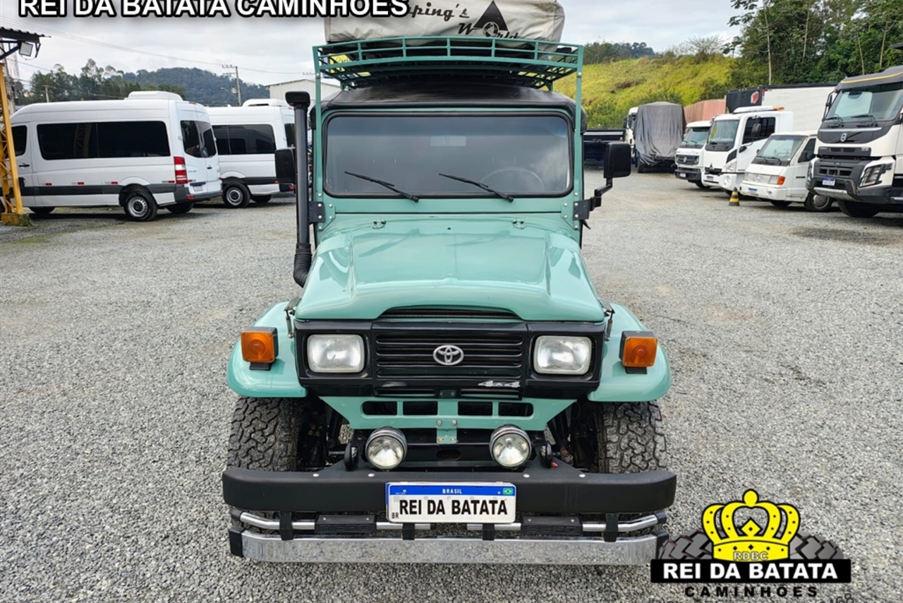 Toyota Bandeirantes - 88/88 2