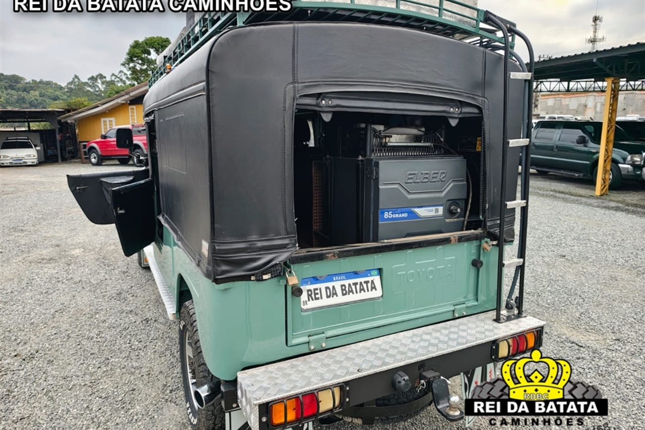 Toyota Bandeirantes - 88/88 12