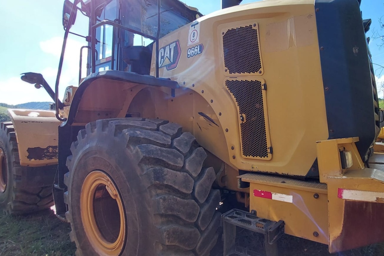 Caterpillar  966L - 21/21 2