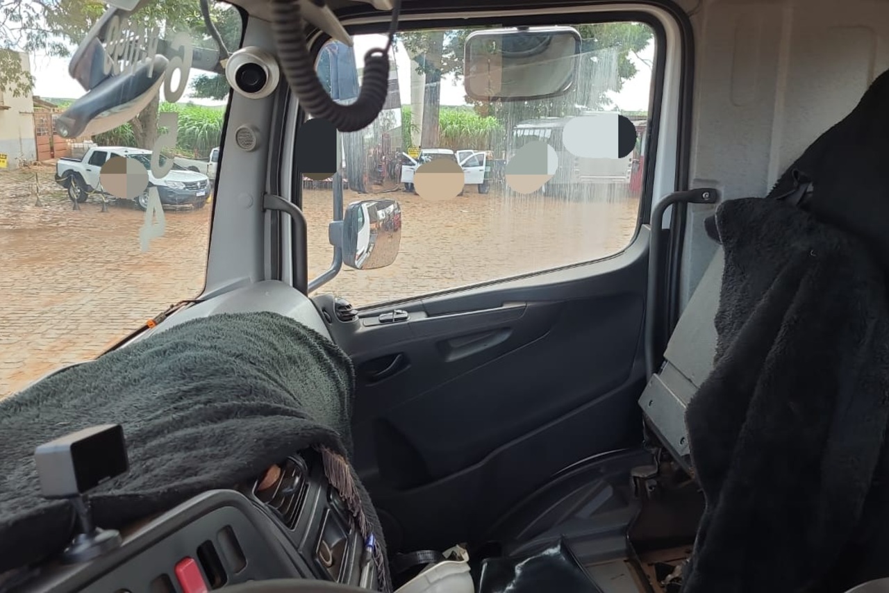 Mercedes Benz Axor 3344 - 21/22 10