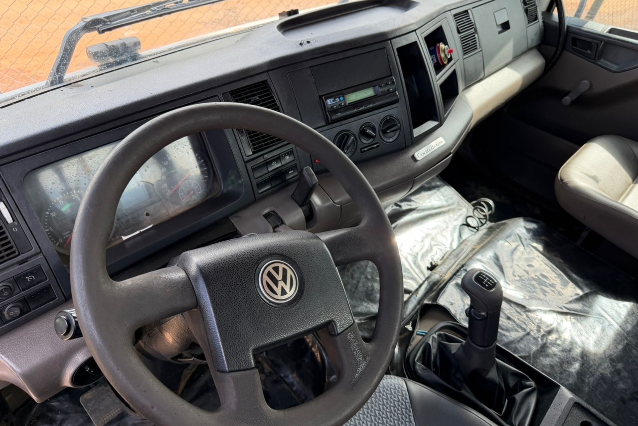 Volkswagen 31-280 E Constel. 6x4 - 12/12 7