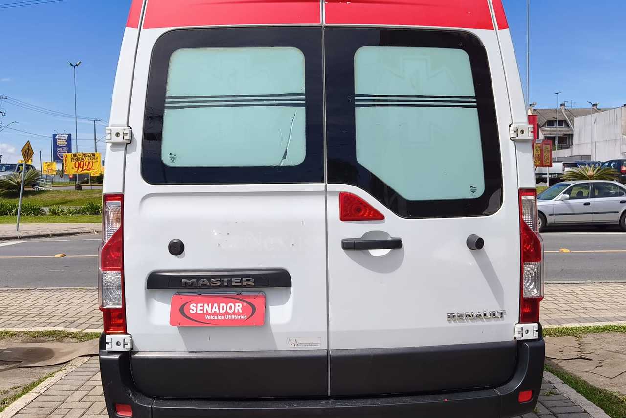 Renault Master Furgão - 17/18 4