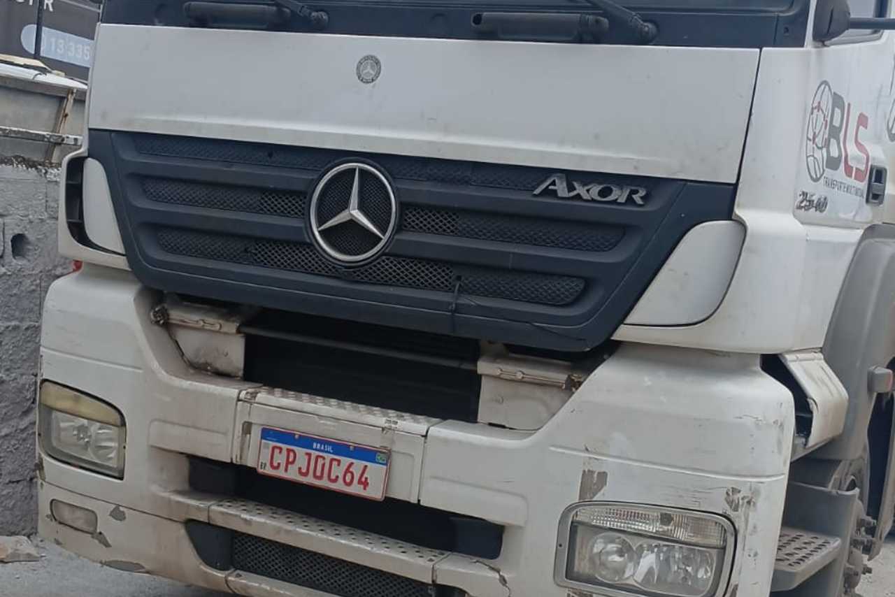 Mercedes Benz Axor 2540 - 09/09 8