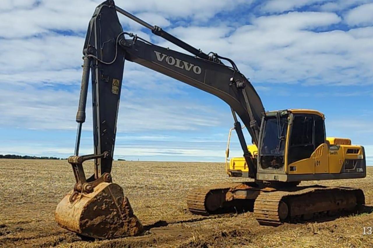 Volvo EC220D - 19/19 2
