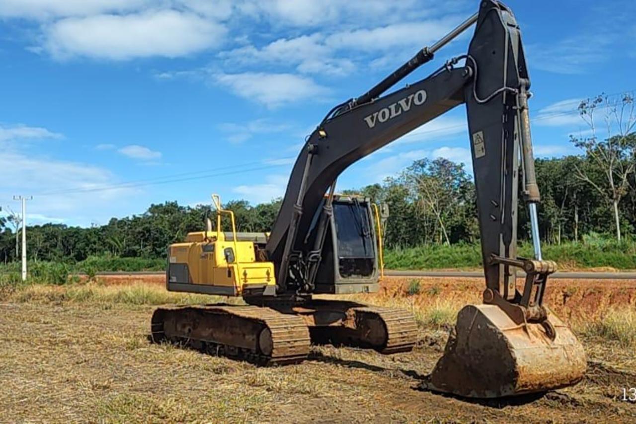 Volvo EC220D - 19/19 3