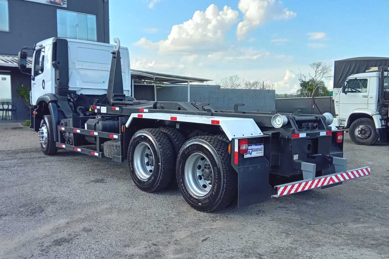 Volkswagen 31-330 E Constellation 6x4 - 22/23 6