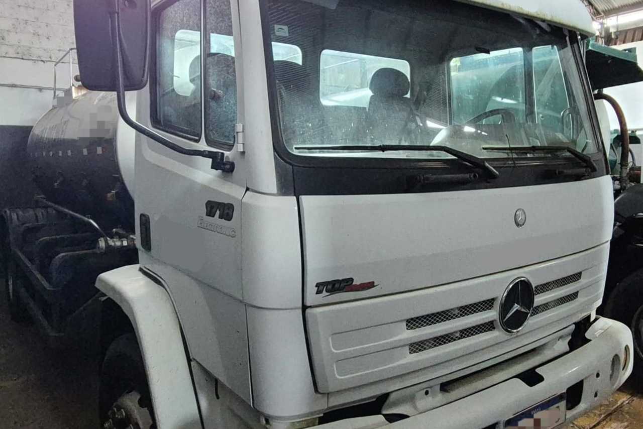 Mercedes Benz MB 1718 - 11/11 7