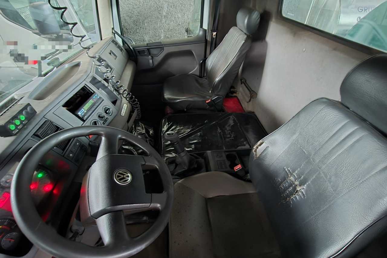Volkswagen 31-280 E Constel. 6x4 - 13/13 6