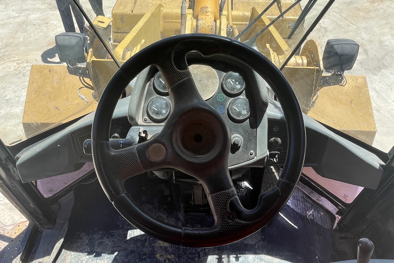 Caterpillar 938G - 98/98 6