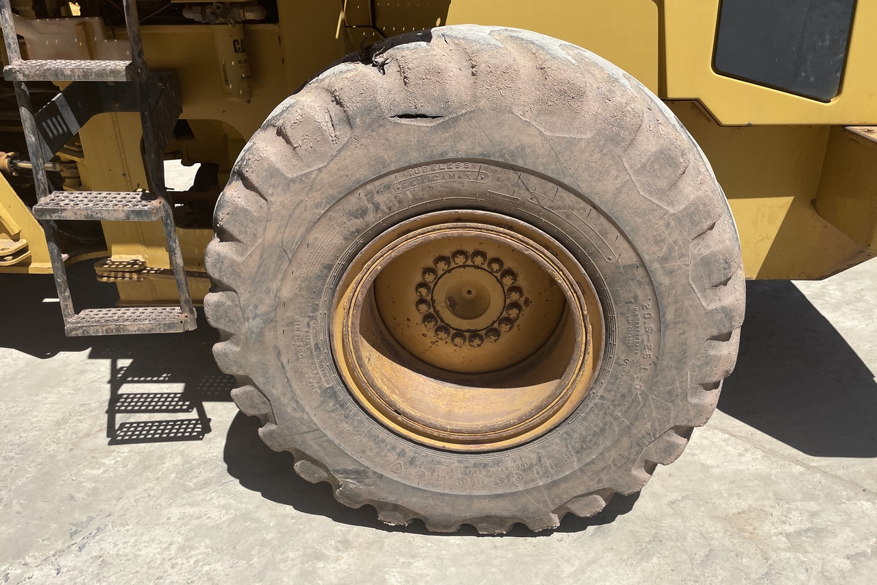 Caterpillar 938G - 98/98 20