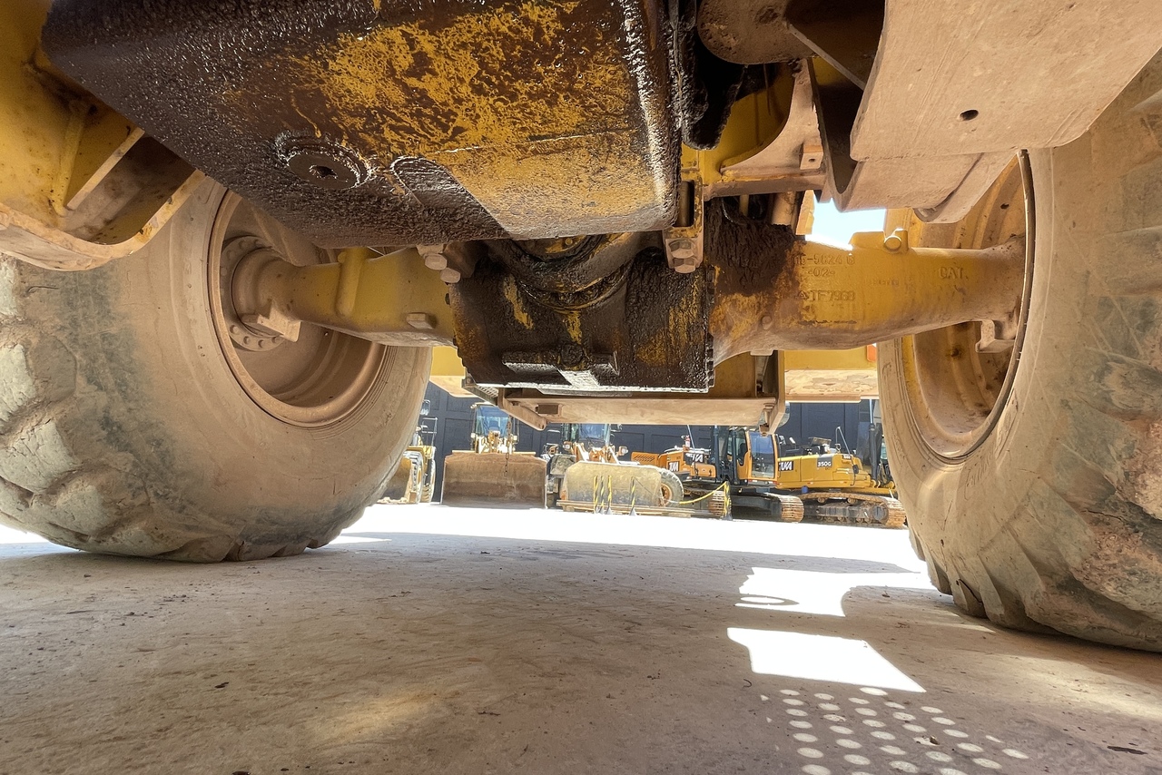 Caterpillar 938G - 00/00 18