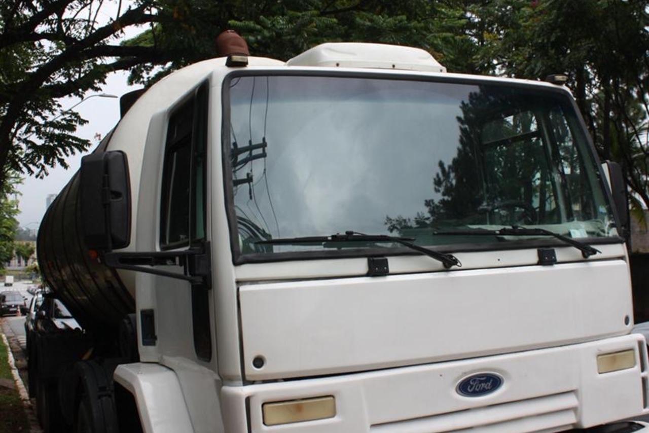 Ford Cargo2428 - 08/08 4