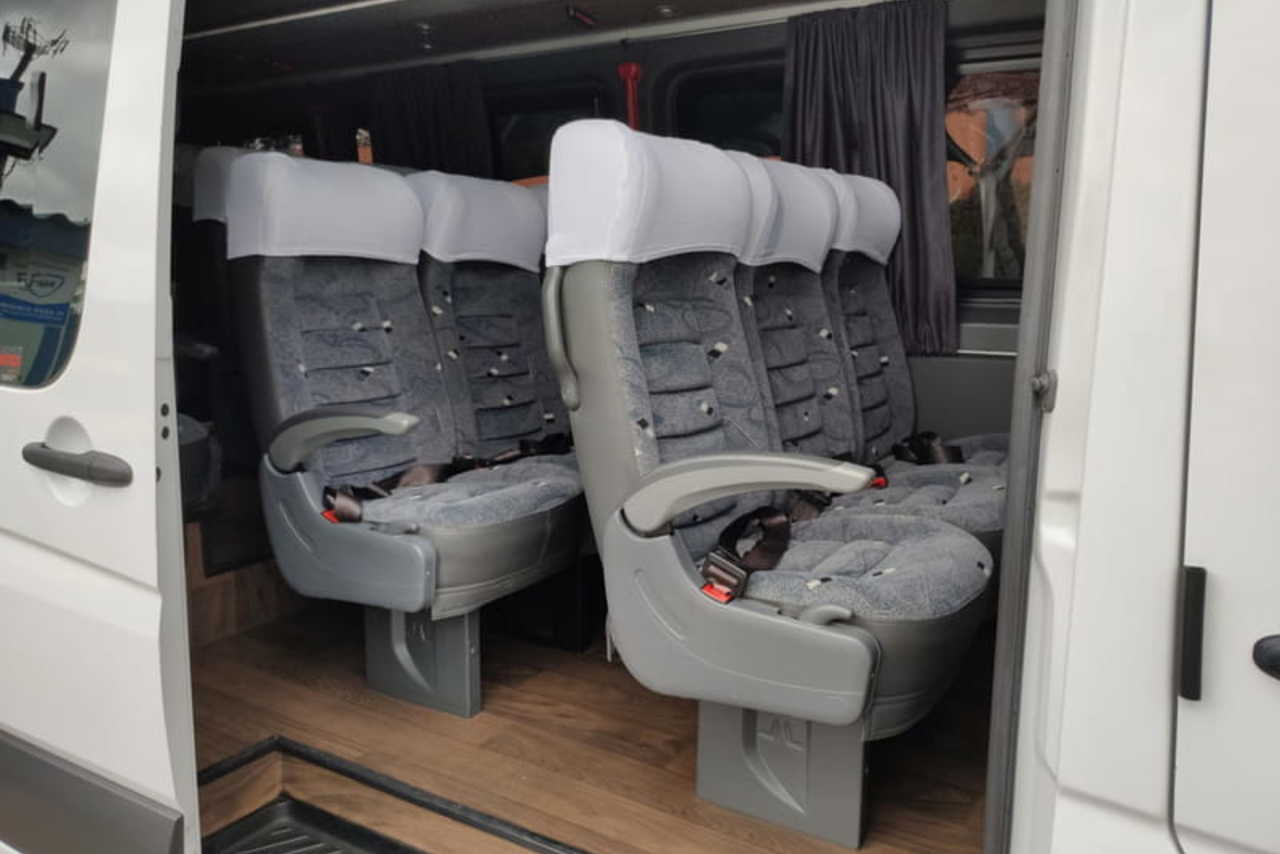 Mercedes Benz Sprinter Executiva 415 - 18/19 3