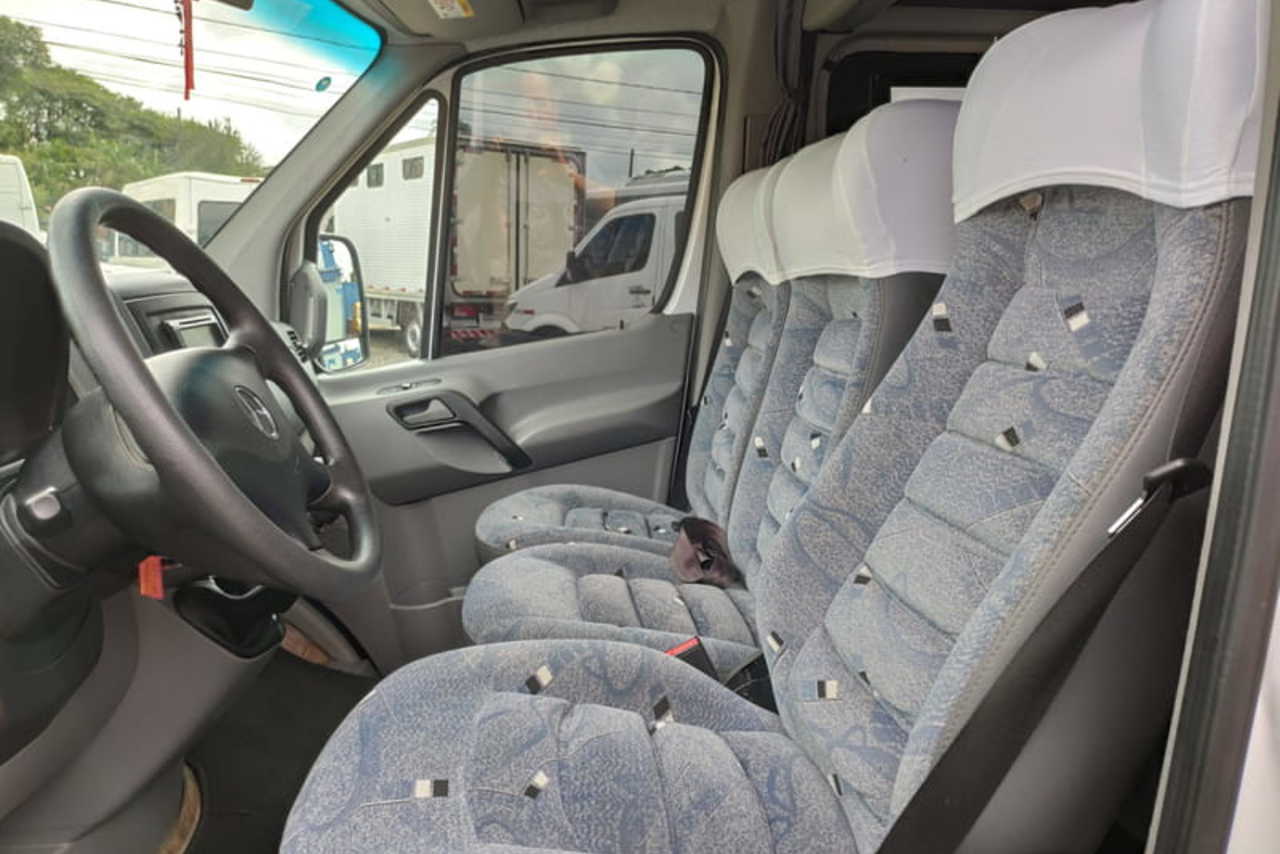 Mercedes Benz Sprinter Executiva 415 - 18/19 5