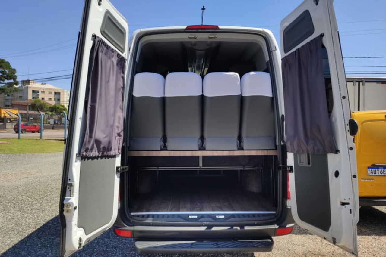 Mercedes Benz Sprinter Executiva 415 - 18/19 9