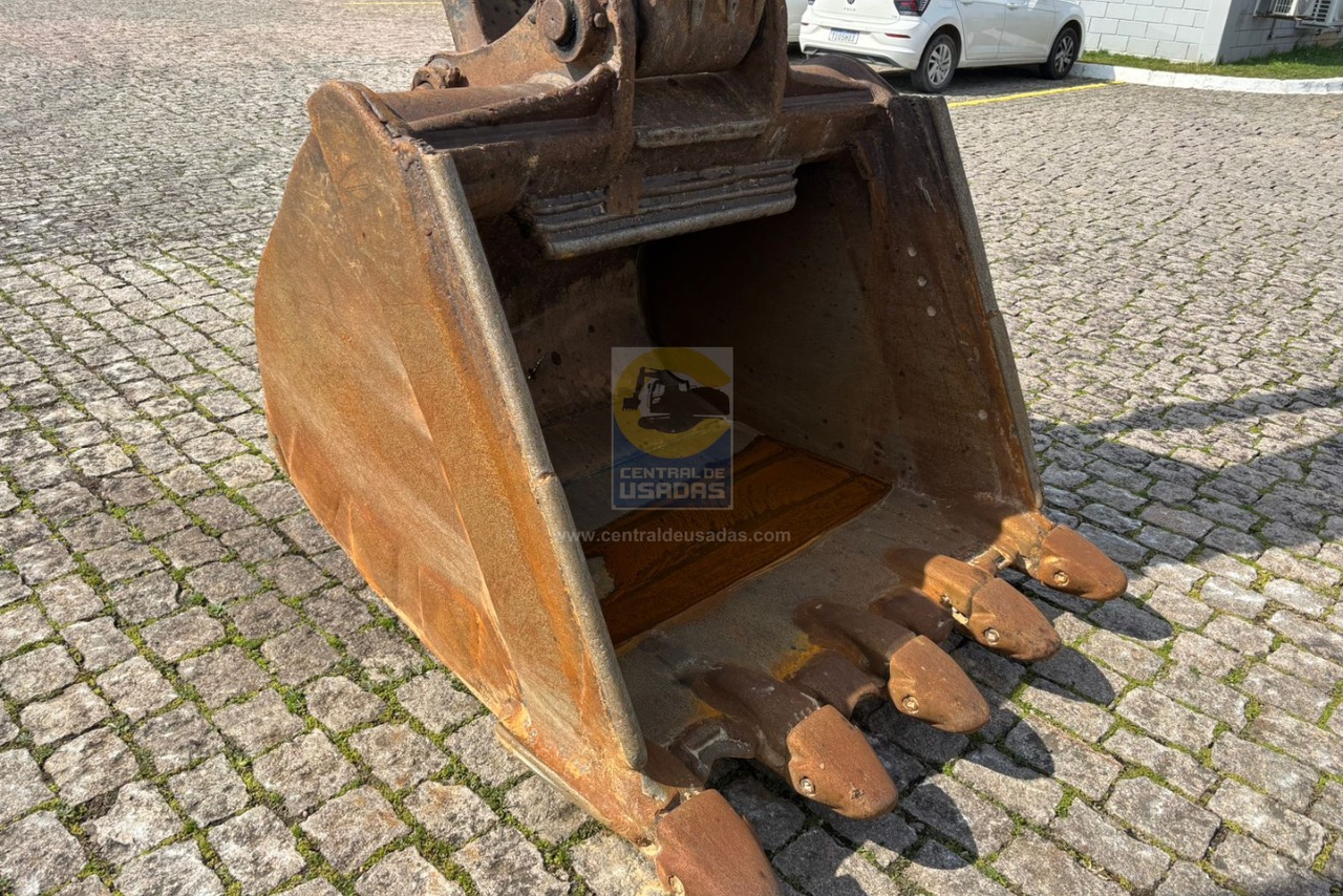 Volvo EC 250 DL - 18/18 9