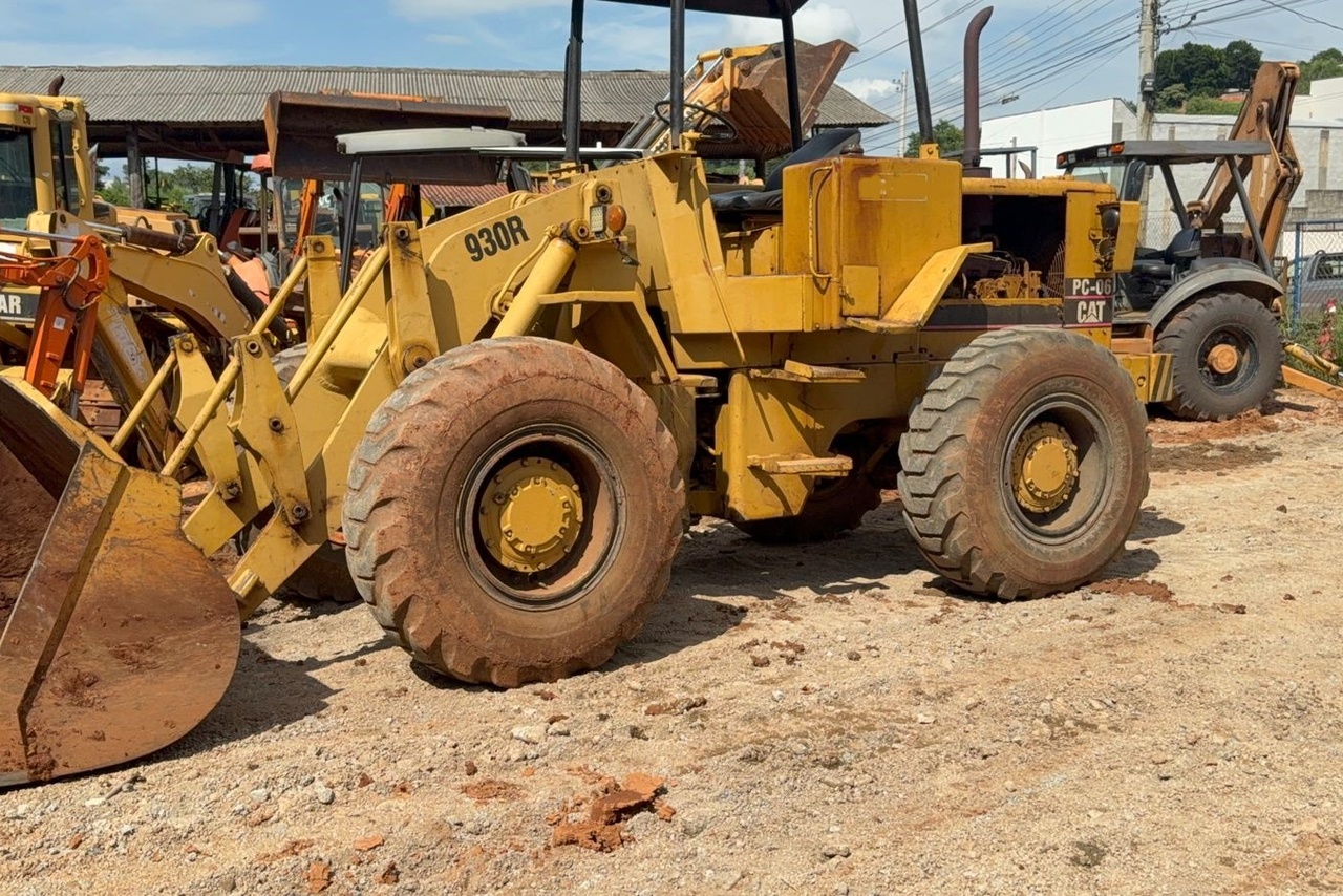 Caterpillar 930R - 80/80 4