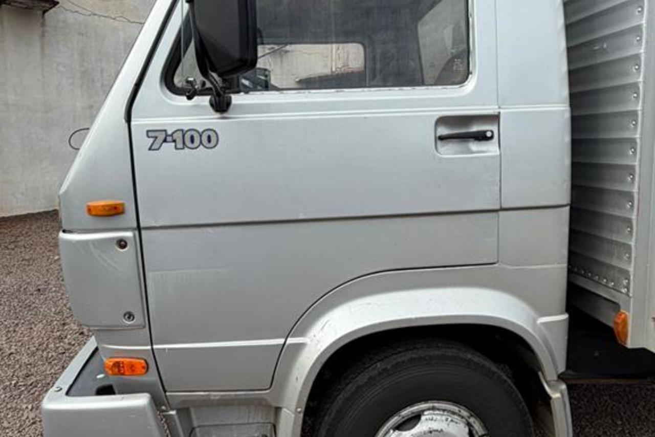 Volkswagen 7 100 - 95/95 4