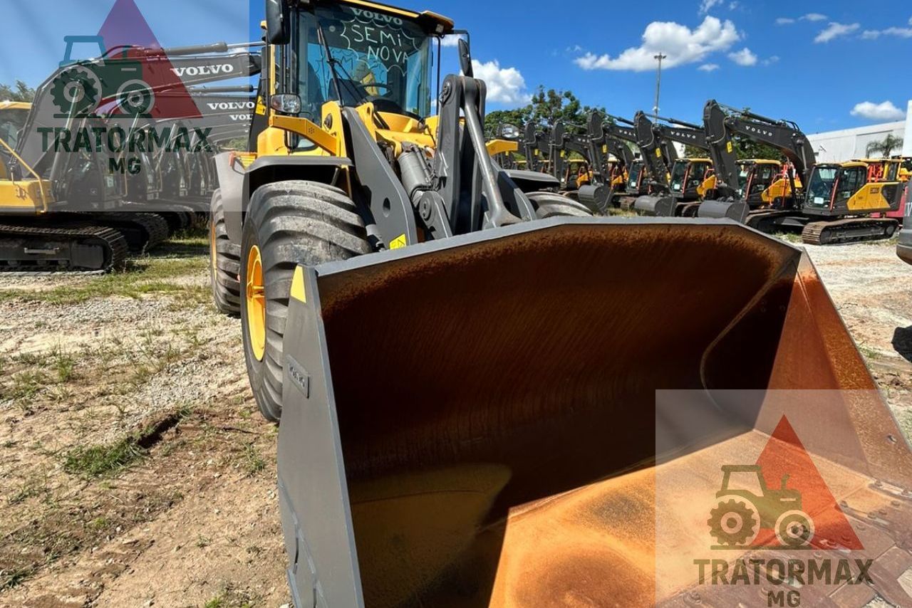 Volvo L120F - 23/23 7