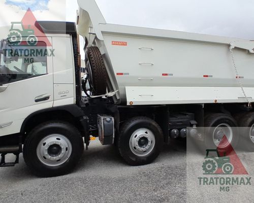 Caminhão Bitruck