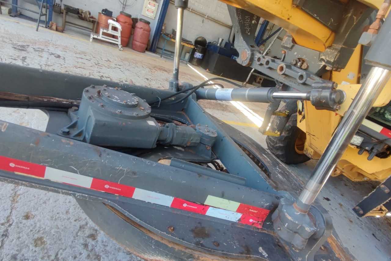 John Deere 770G - 14/14 6