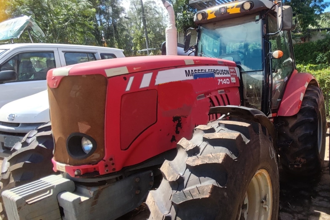 Massey Ferguson 7140 - 14/14 5