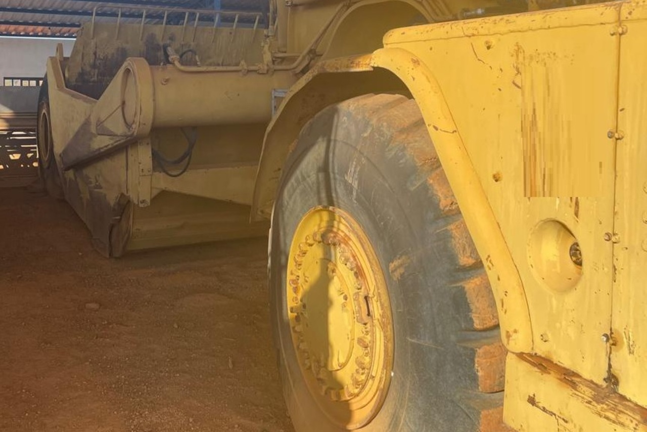 Caterpillar 621R - 81/81 8
