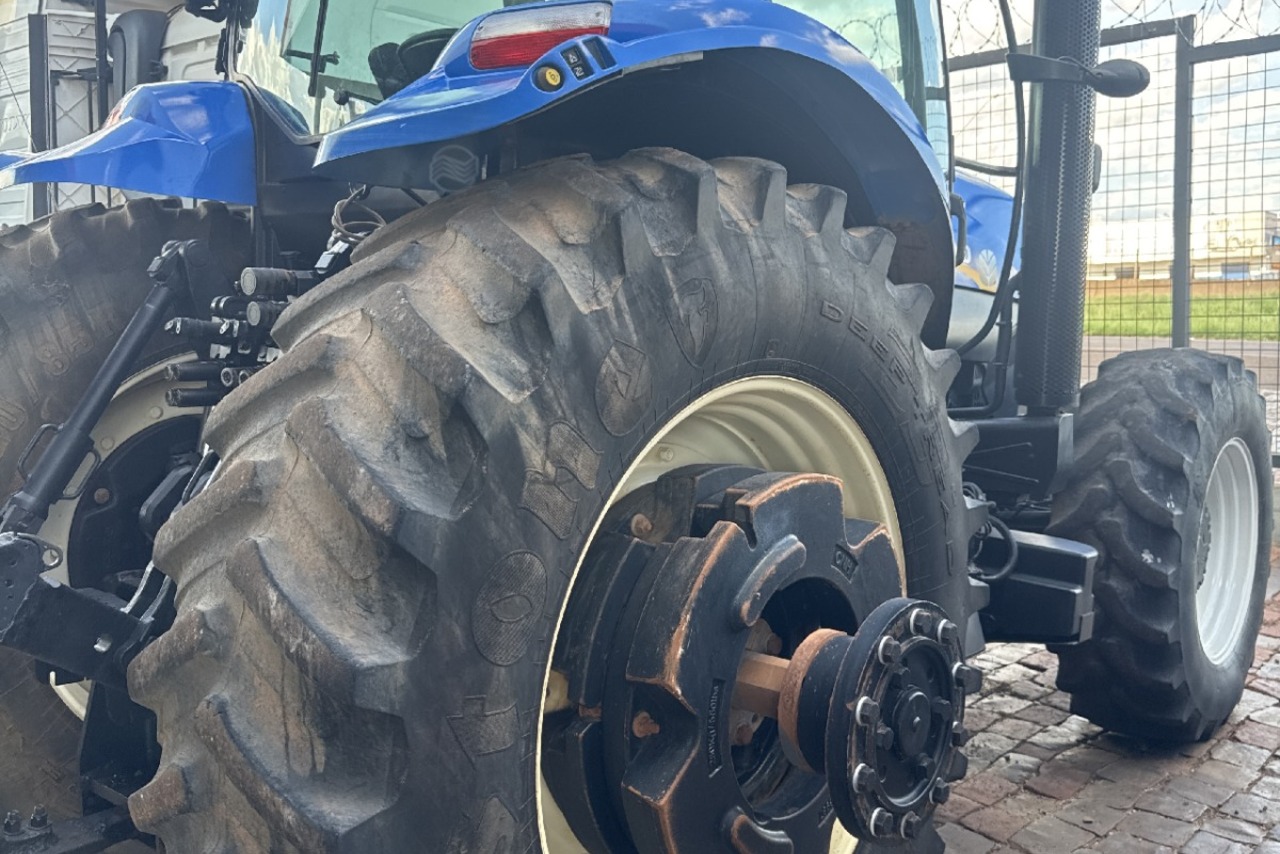 New Holland T7240 - 13/13 2