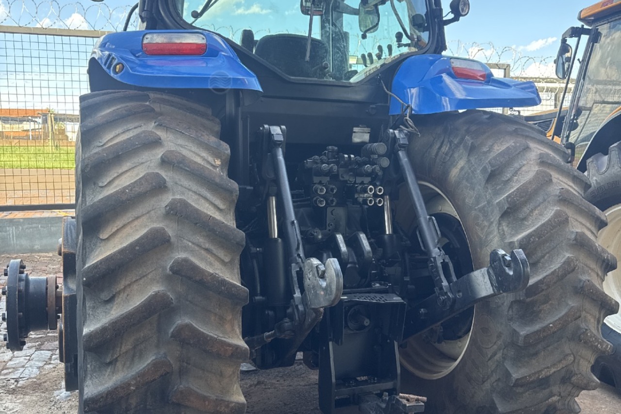 New Holland T7240 - 13/13 5