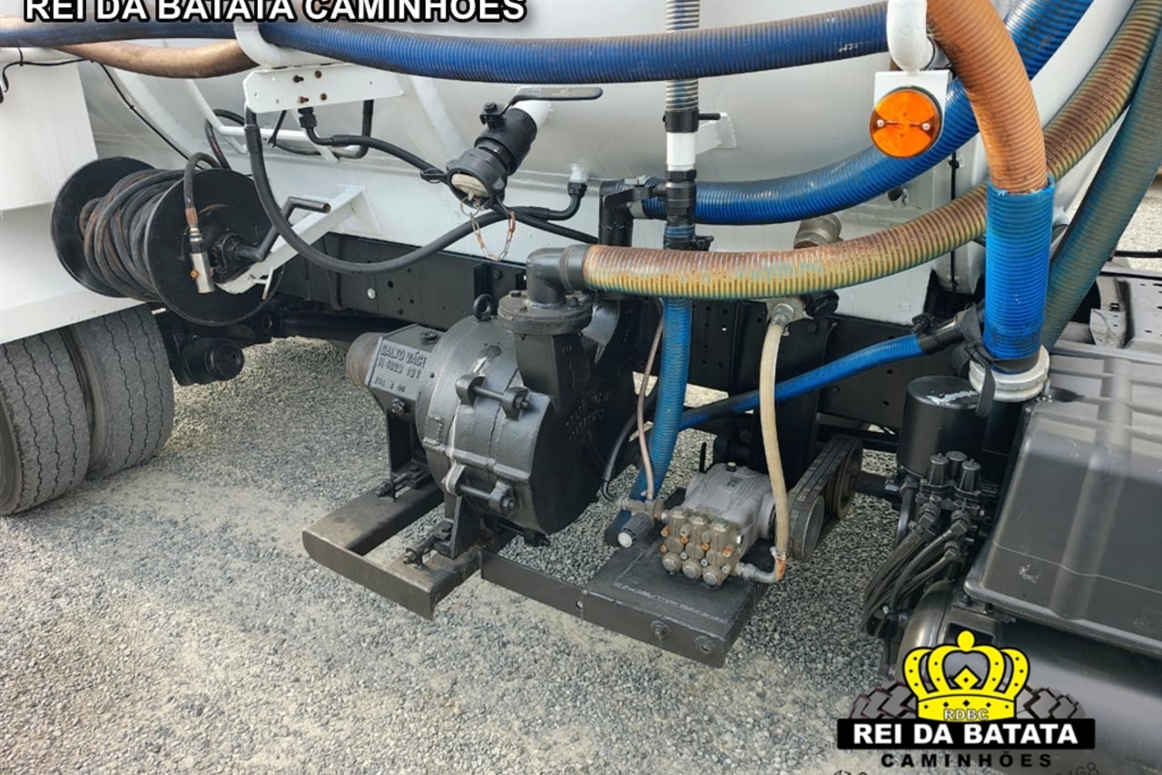 Mercedes Benz MB 1318 - 08/08 15
