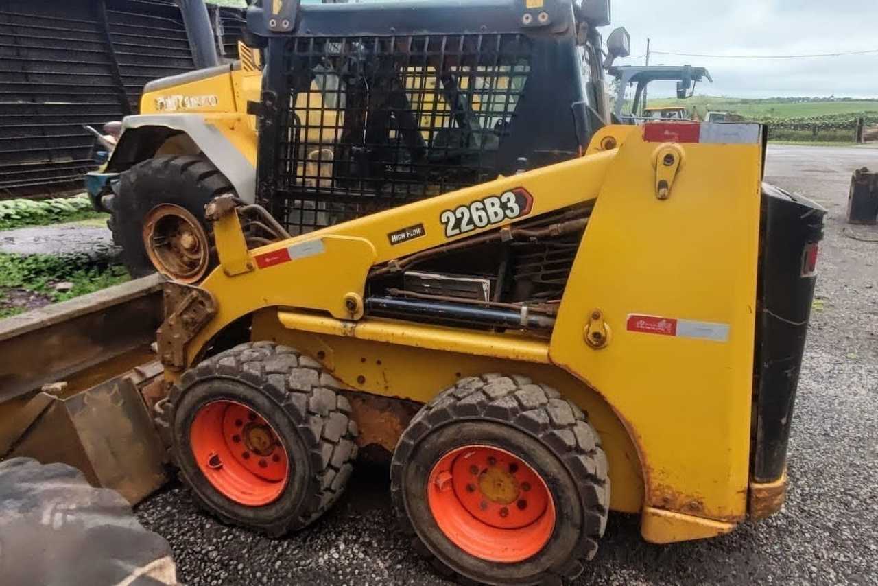 Caterpillar 226 - 21/21 4