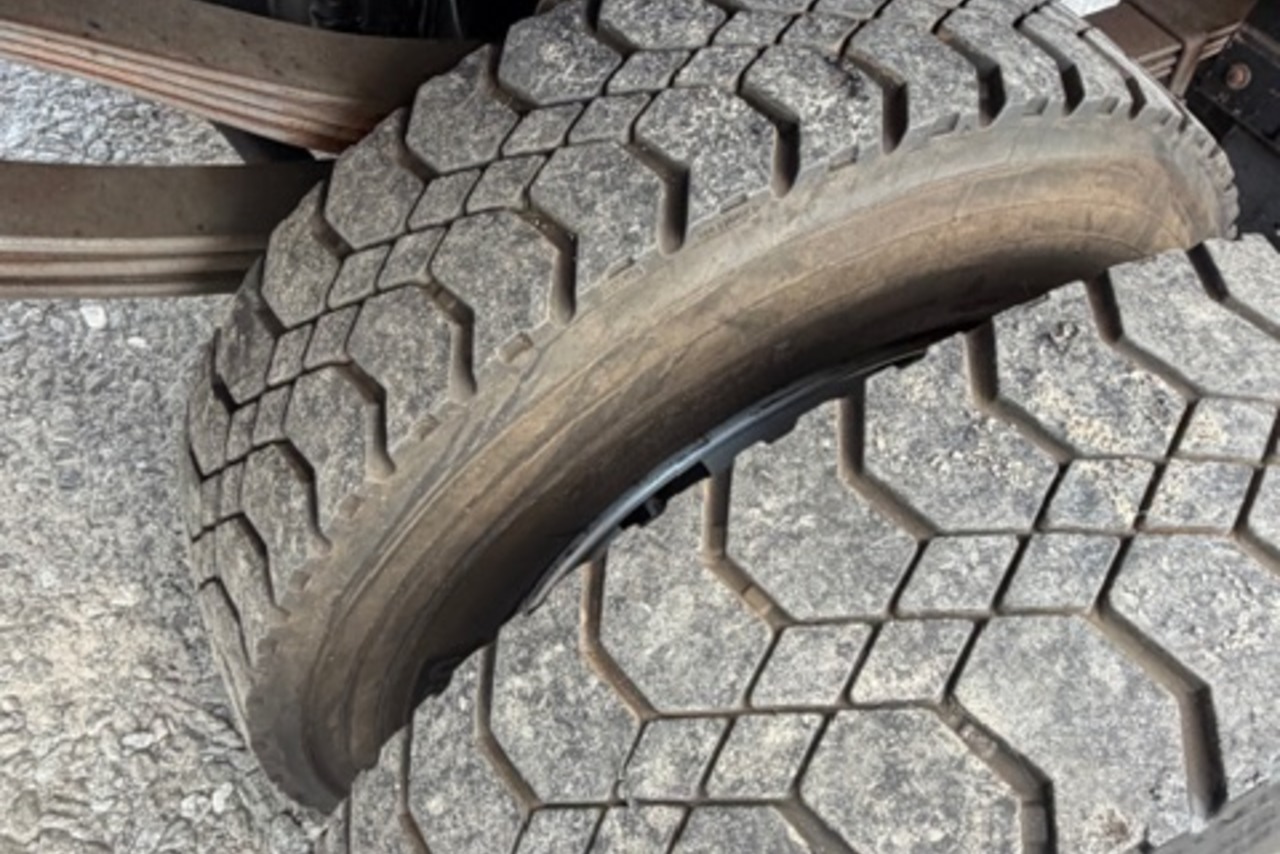 Ford Cargo1119 - 14/14 8